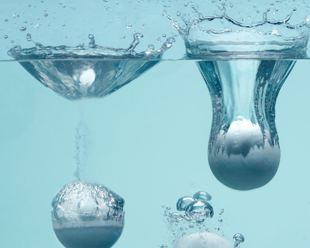 Bath Bombs dropped into water