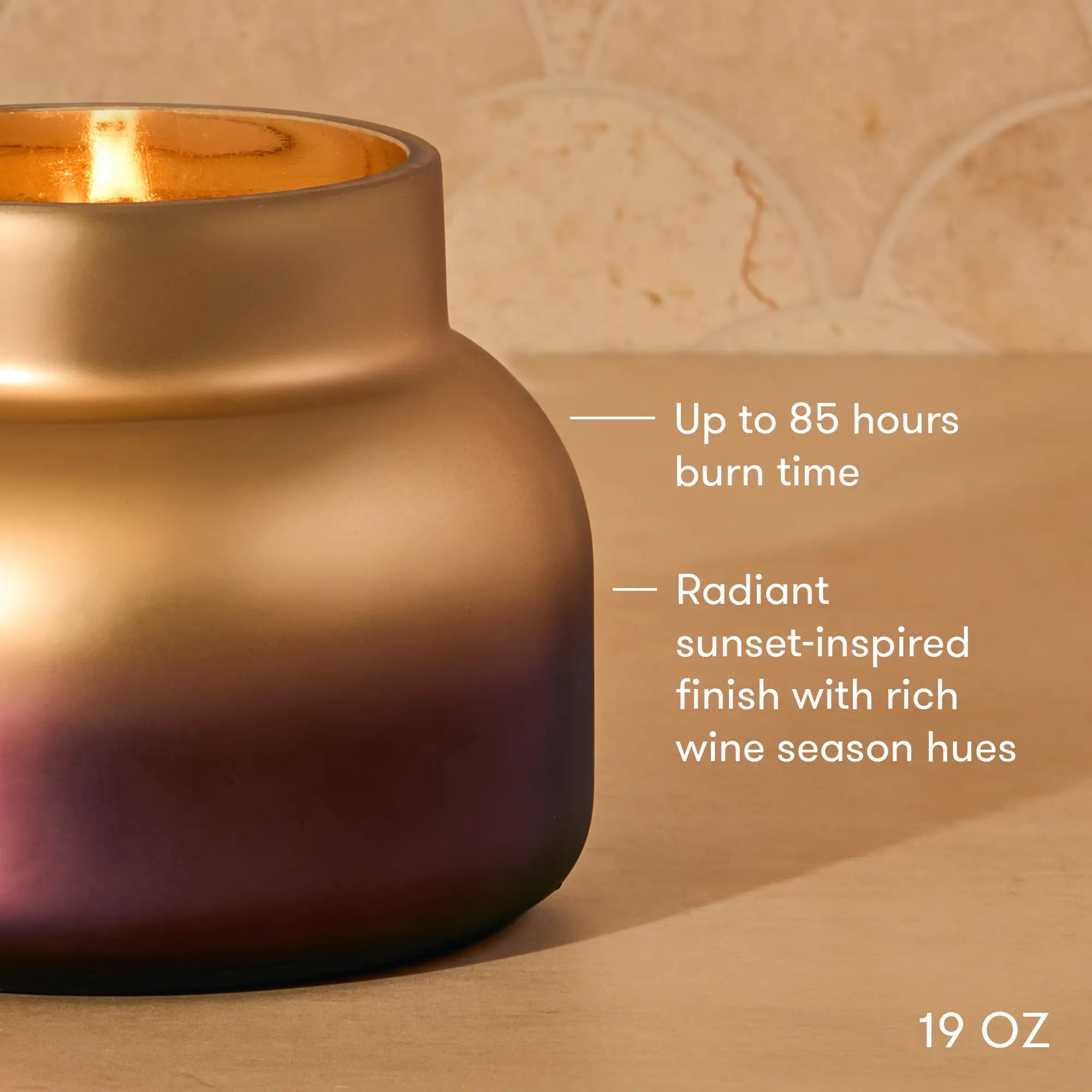 Apple Oud Tuscan Radiance Signature Candle